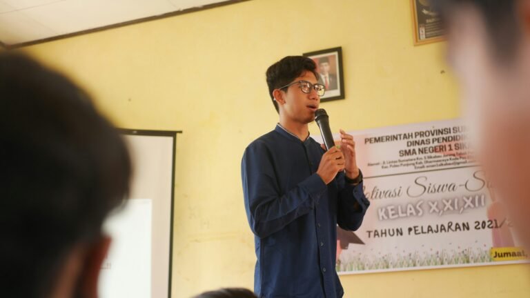 Law student talking- Building Better Legal Arguments