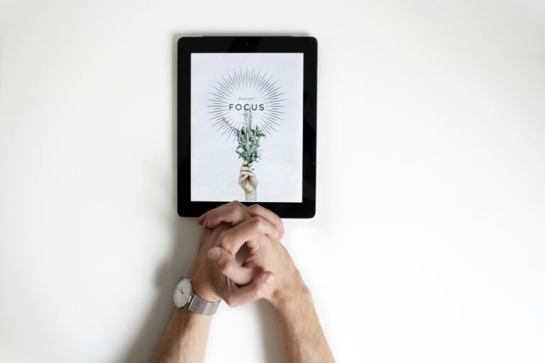 How to Stay Focused While Studying